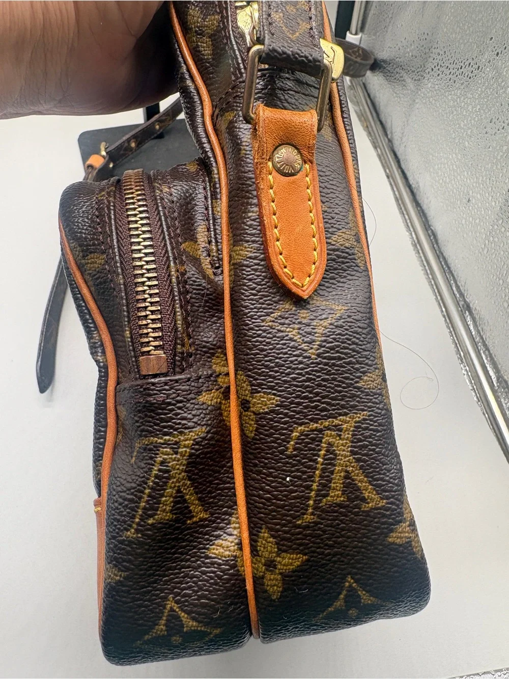 Louis Vuitton Amazone M45236 Monogram Vintage Crossbody Bag